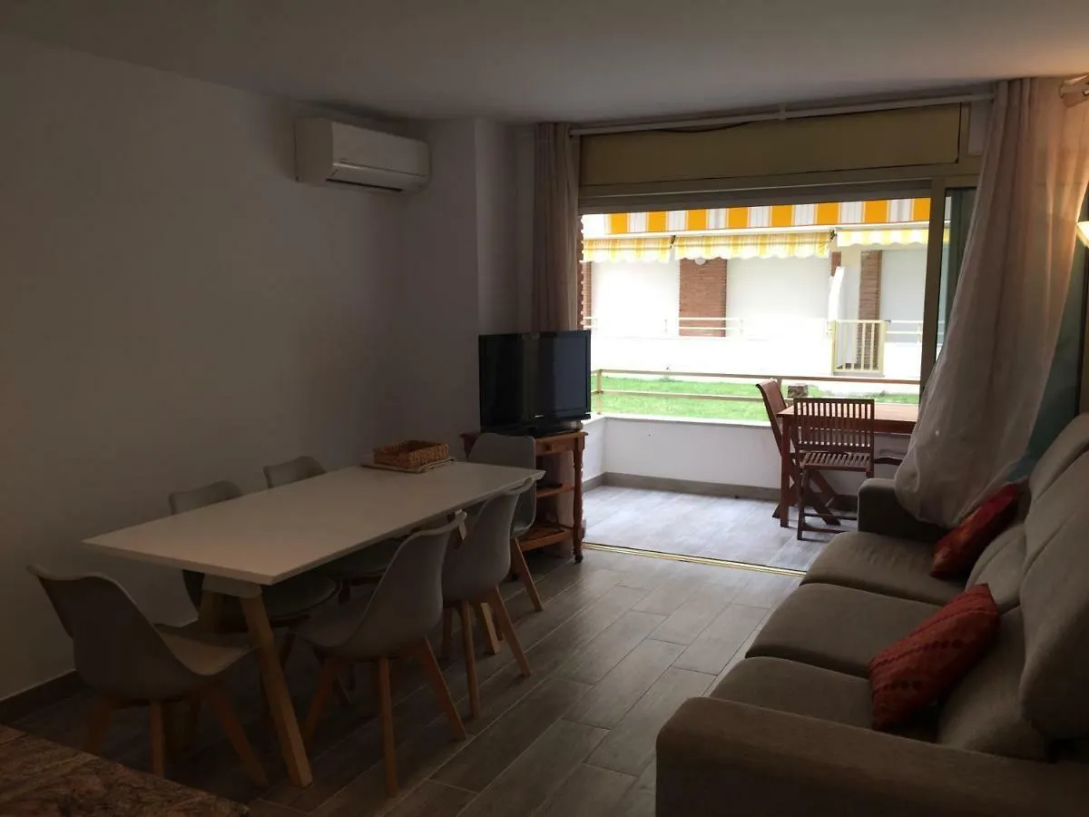 Apartaments Colibri Cambrils 0*,